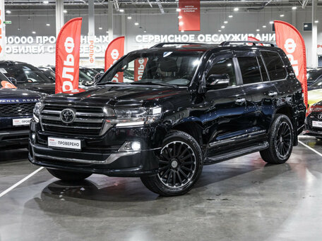 Toyota Land Cruiser 200 Series Рестайлинг 2