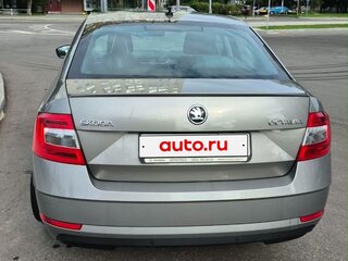 2018 Skoda Octavia III (A7) Рестайлинг, серый, 2100000 рублей, вид 5