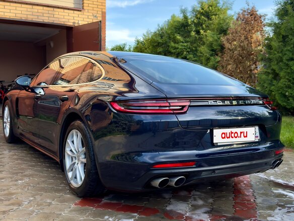 2018 Porsche Panamera 4S II, синий, 5900000 рублей - вид 9
