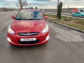 2011 Hyundai Accent IV, красный, 870000 рублей, вид 3