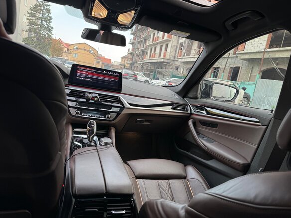 2022 BMW 5 серии 530i VII (G30/G31/G38) Рестайлинг, белый, 6500000 рублей - вид 5