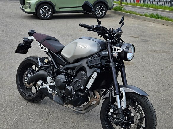 2017 Yamaha XSR900, серебристый, 800000 рублей - вид 7
