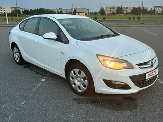 2012 Opel Astra J Рестайлинг, белый, 699000 рублей, вид 3