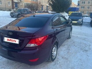 2012 Hyundai Solaris I, фиолетовый, 620000 рублей, вид 2