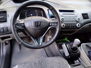 2008 Honda Civic VIII, чёрный, 750000 рублей, вид 3