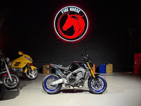 2021 Yamaha MT-09 (FZ-09), чёрный, 935000 рублей, вид 1
