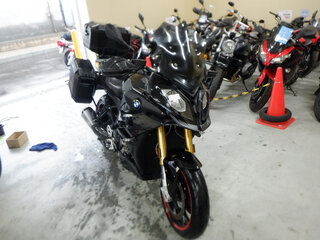 2018 BMW S 1000 XR, чёрный, 1280000 рублей, вид 3