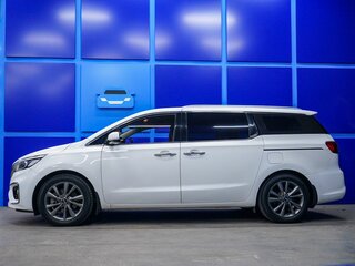 2018 Kia Carnival III, белый, 2270000 рублей, вид 3