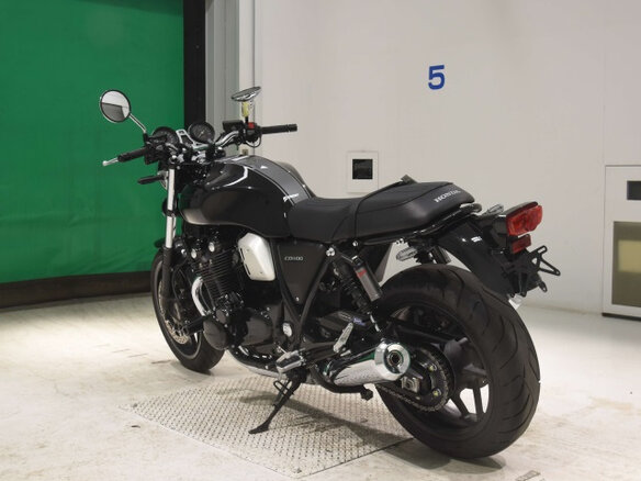 2021 Honda CB 1100, чёрный, 1200000 рублей - вид 5