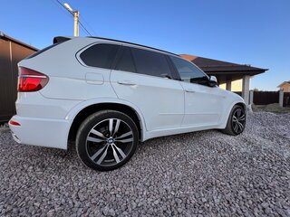 2011 BMW X5 40d II (E70) Рестайлинг, белый, 2200000 рублей, вид 4