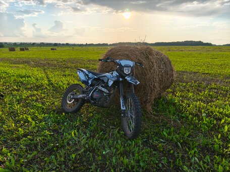 2024 BSE Z1, чёрный, 125000 рублей, вид 2