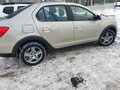 2020 Renault Logan Stepway II Рестайлинг, бежевый, 900000 рублей - вид 2