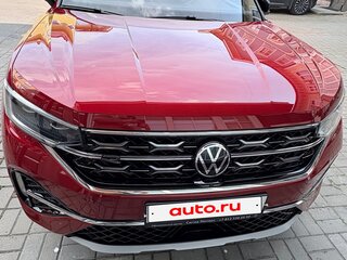 2023 Volkswagen Tayron X I Рестайлинг, красный, 3790000 рублей, вид 1