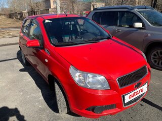 2010 Chevrolet Aveo I Рестайлинг, красный, 310000 рублей, вид 2