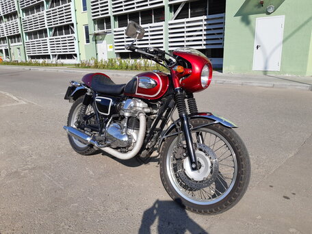 2002 Kawasaki W 650, красный, 700000 рублей, вид 3