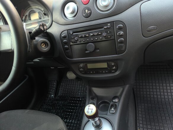 2004 Citroen C2, жёлтый, 260000 рублей - вид 10