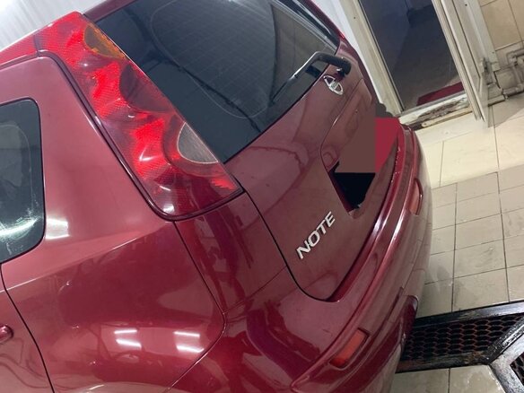2012 Nissan Note I Рестайлинг, красный, 960000 рублей - вид 6