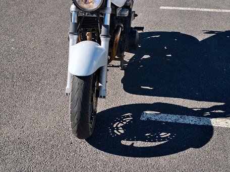 2000 Kawasaki ZR-7, белый, 280000 рублей, вид 1