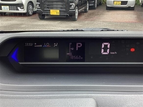 2021 Daihatsu Tanto IV, чёрный, 700000 рублей - вид 8