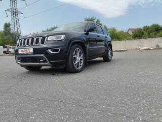 2021 Jeep Grand Cherokee IV (WK2) Рестайлинг, чёрный, 5550000 рублей, вид 3