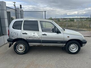 2006 Chevrolet Niva I, серебристый, 125000 рублей, вид 5