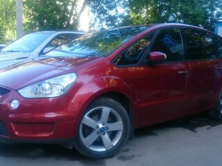 2008 Ford S-MAX I, красный, 830000 рублей, вид 1