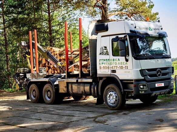 2017 Mercedes-Benz Actros, белый, 9000000 рублей - вид 3