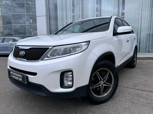 2017 Kia Sorento II Рестайлинг, белый, 2150000 рублей - вид 1
