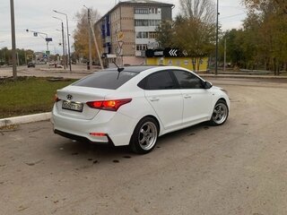 2017 Hyundai Solaris II, белый, 1180000 рублей, вид 5