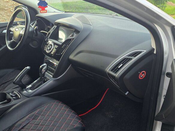 2014 Ford Focus III, серебристый, 800000 рублей - вид 5