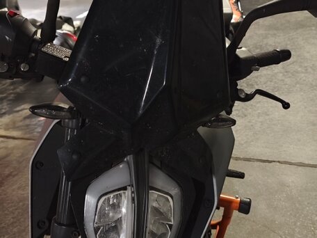 2021 KTM 390 Duke, серый, 585000 рублей, вид 4