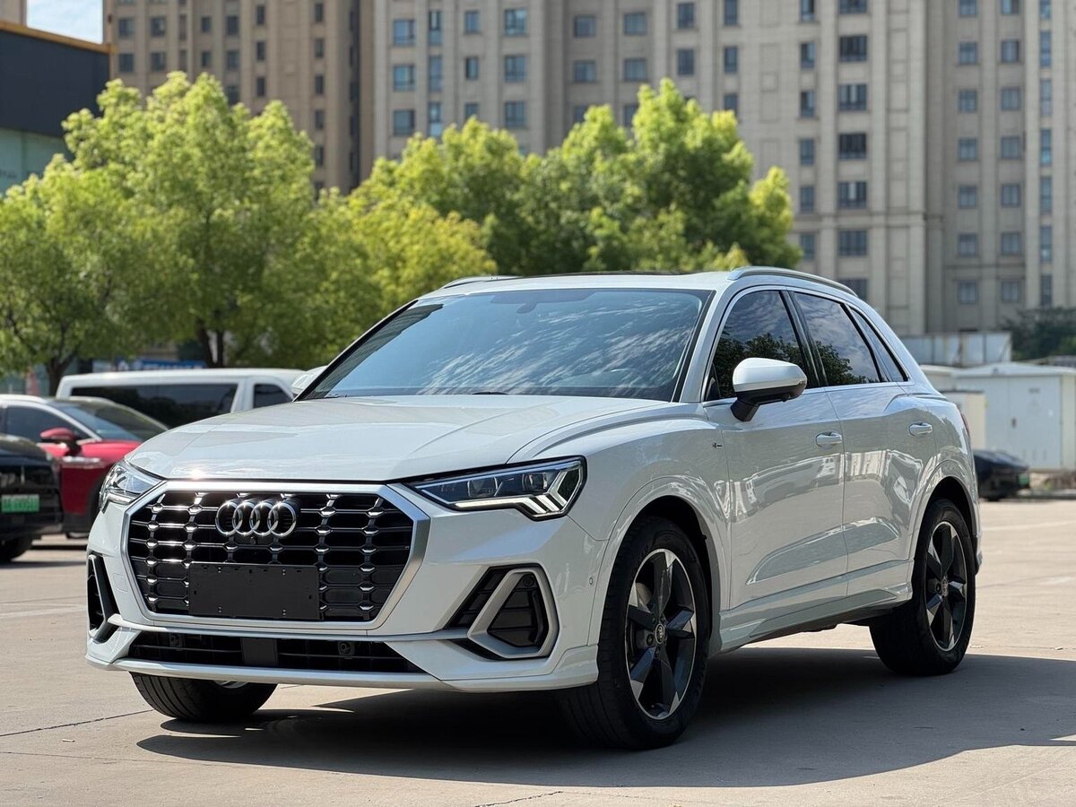 Открыть фотографии: Audi Q3 II (F3)