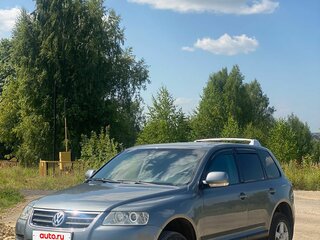 2006 Volkswagen Touareg I, серый, 999999 рублей, вид 1