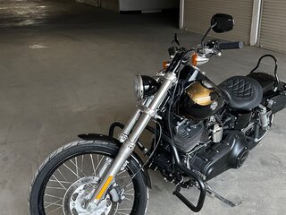 2015 Harley-Davidson Dyna Wide Glide, чёрный, 1000000 рублей, вид 4