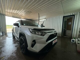 2021 Toyota RAV4 V (XA50), белый, 4550000 рублей, вид 4