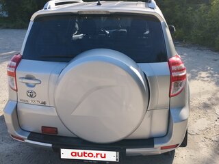 2012 Toyota RAV4 Long III (XA30) Рестайлинг, серебристый, 1650000 рублей, вид 3