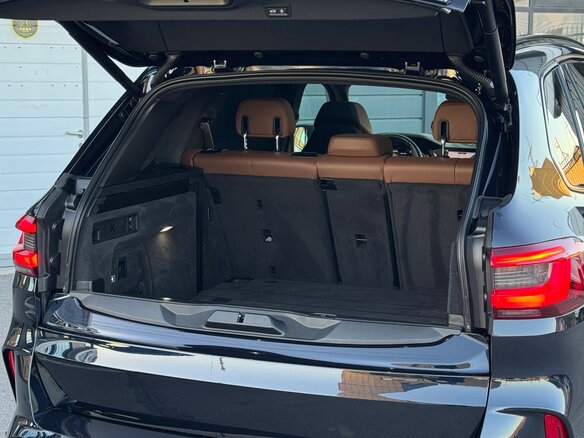 2022 BMW X5 M Competition III (F95), чёрный, 12000000 рублей - вид 18