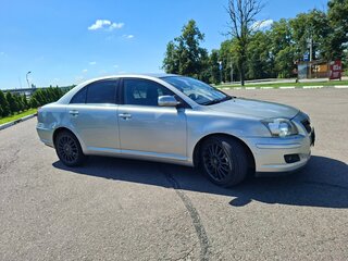 2007 Toyota Avensis II Рестайлинг, серебристый, 900000 рублей, вид 3