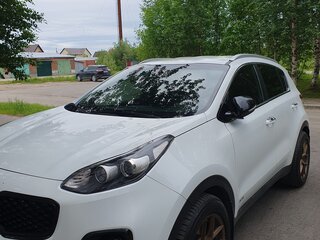 2018 Kia Sportage IV, белый, 2440000 рублей, вид 1