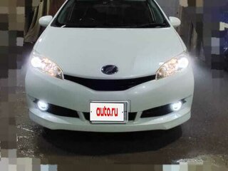 2011 Toyota Wish II, белый, 1345000 рублей, вид 1