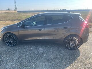 2018 Kia Ceed II Рестайлинг, коричневый, 1650000 рублей, вид 2