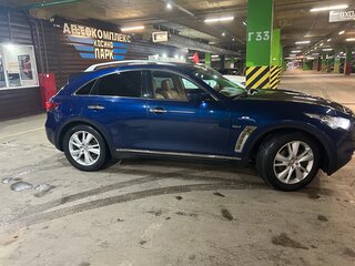 2015 Infiniti QX70, синий, 2100000 рублей, вид 2