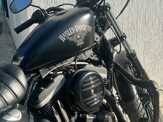 2017 Harley-Davidson Sportster 883, чёрный, 900000 рублей, вид 3