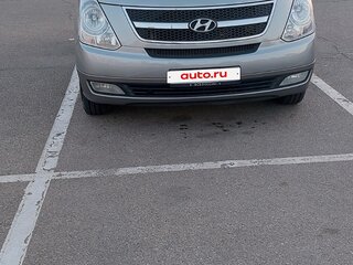 2011 Hyundai H-1 II, серебристый, 1950000 рублей, вид 1