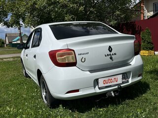 2017 Renault Logan II, белый, 490000 рублей, вид 2