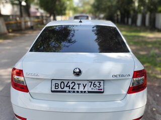 2020 Skoda Octavia III (A7) Рестайлинг, белый, 2100000 рублей, вид 2