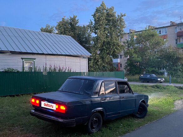 2001 Lada (ВАЗ) 2107, синий, 75000 рублей - вид 3