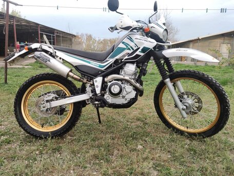 2014 Yamaha XT250 Serow, серебристый, 400000 рублей, вид 4