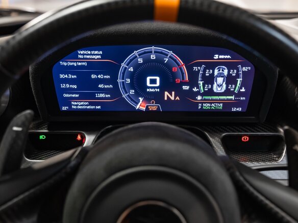2019 McLaren Senna, оранжевый, 130000000 рублей - вид 15