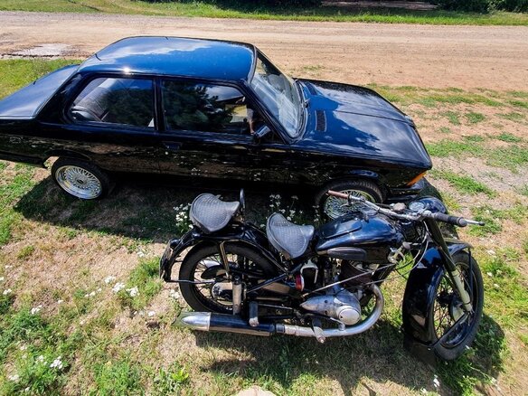 1981 BMW 3 серии 318i I (E21), чёрный, 3500000 рублей - вид 7